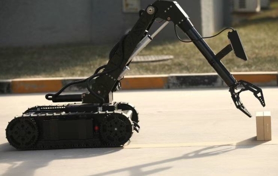 การรักษาความปลอดภัยและการป้องกัน EOD หุ่นยนต์ผู้พิทักษ์พร้อมอาวุธ